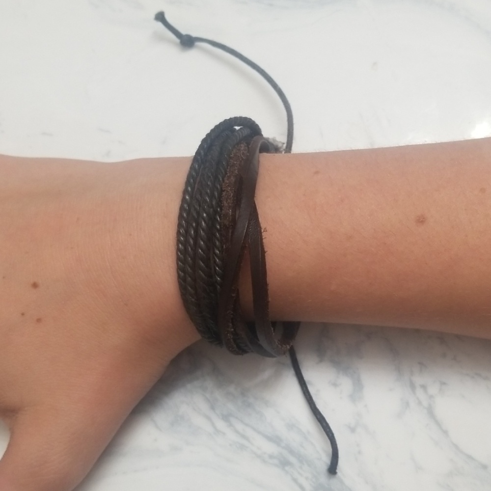 Leather bracelets - Picture 5 of 8